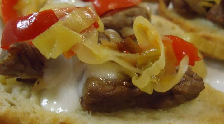 Philly Cheese Steak Bites with Peppadew Peppers and Melted Gruyere Cheese Sauce Recipe