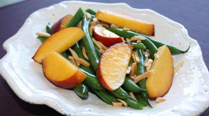 Sautéed Green Beans with Fresh Apricots and Toasted Almonds Recipe