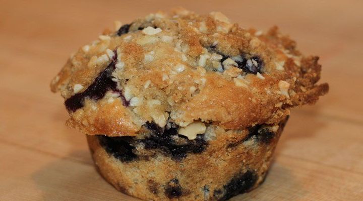 Blueberry Buckle with Aunt Polly's Hot Cream Sauce Recipe