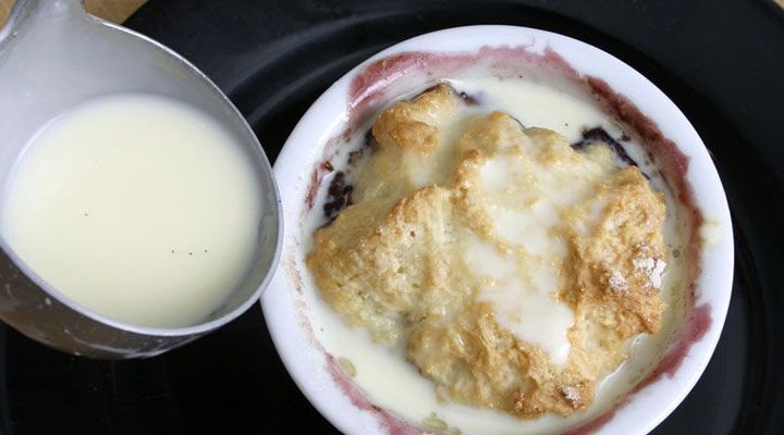 Blueberry Gratin with White Chocolate Chunks Recipe