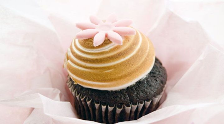 Chocolate Stout Cupcakes with Porter Frosting and Chocolate Bubbles