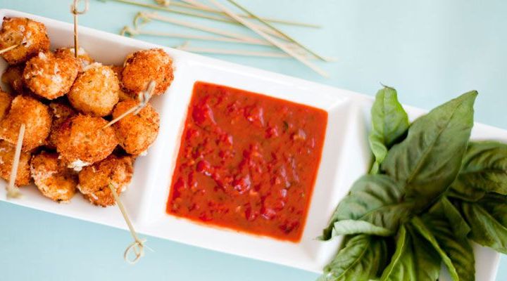 Fried Mozzarella Bocconcini with Spicy Tomato Sauce Recipe